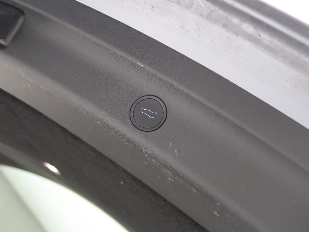 Tesla Model Y 347pk RWD 23