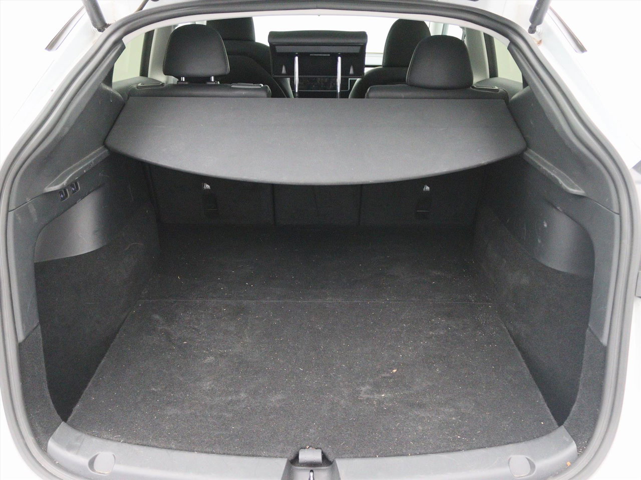 Tesla Model Y Standard RWD Plus 351pk 91,7% SoH [ LFP ACCU+AUTOPILOT+19 INCH+PREMIUM AUDIO ] 10