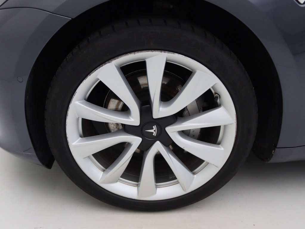Tesla Model 3 Standard Plus RWD 11