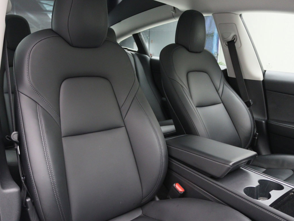 Tesla Model 3 Long-Range Dual Motor AWD 15