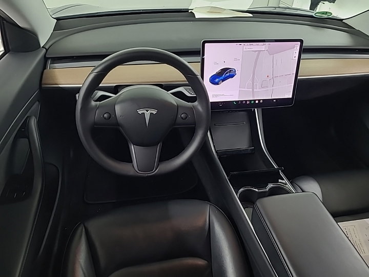 Tesla Model 3 Standard Plus RWD Standard Range Plus 84,1% SoH [ TREKHAAK+AUTOPILOT+CAMERA+CLIMAAT+NAVIGATIE+PDC+LED ] 9