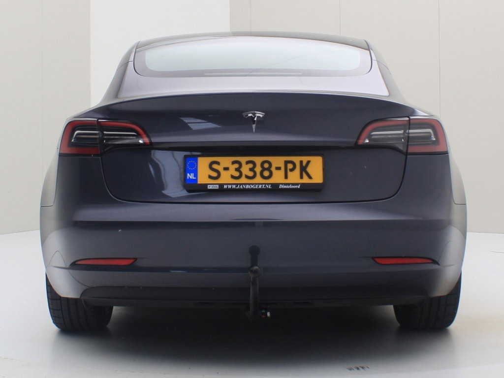Tesla Model 3 Standard Plus RWD 6