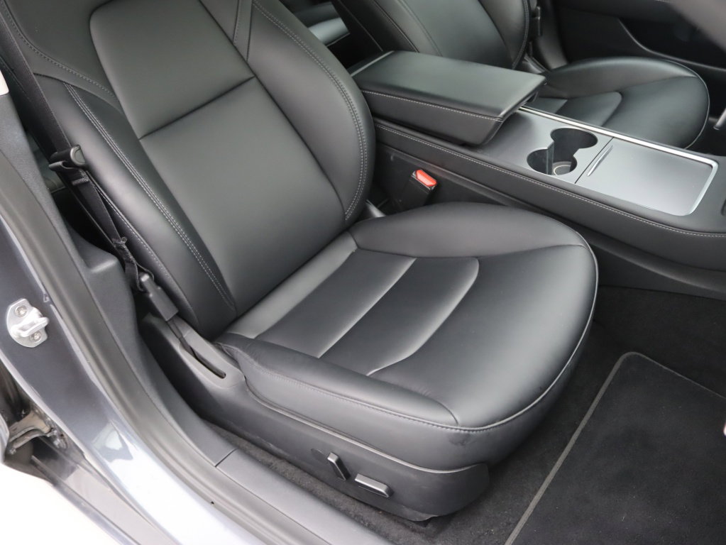 Tesla Model 3 Standard Plus RWD 19