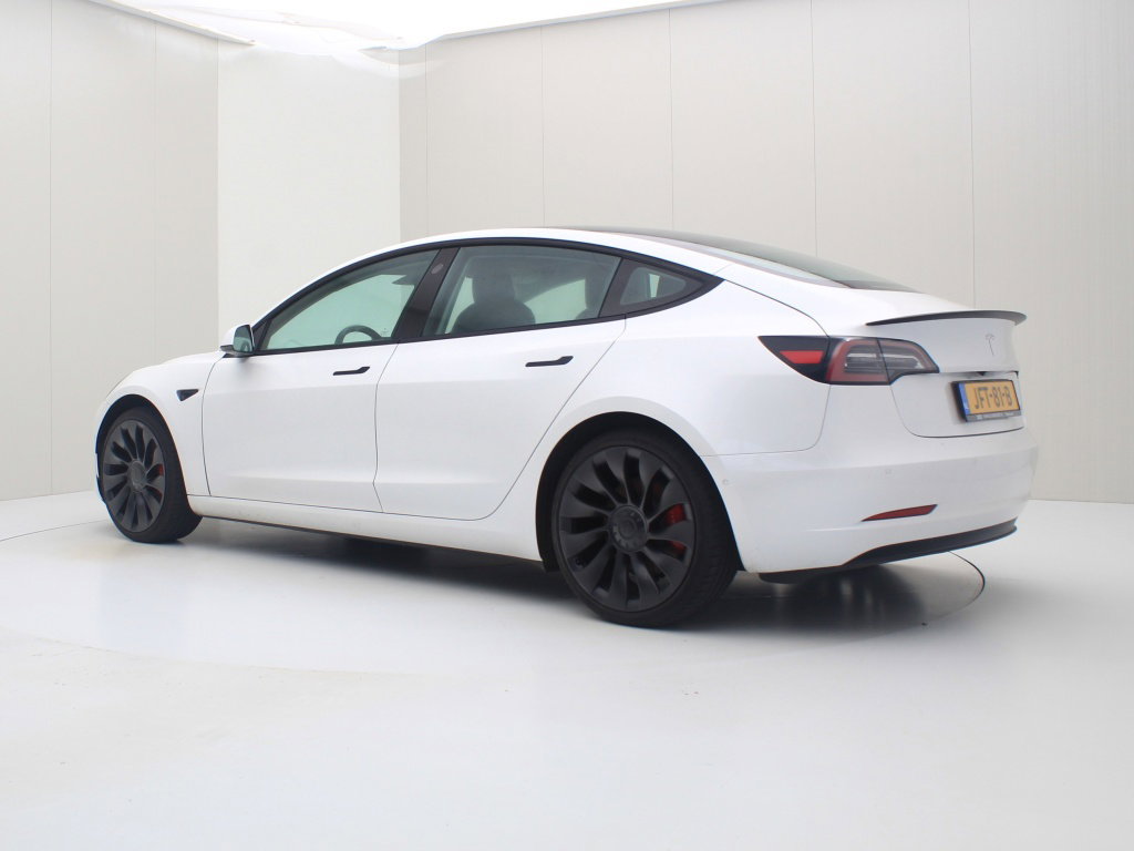 Tesla Model 3 Performance Dual Motor AWD 3