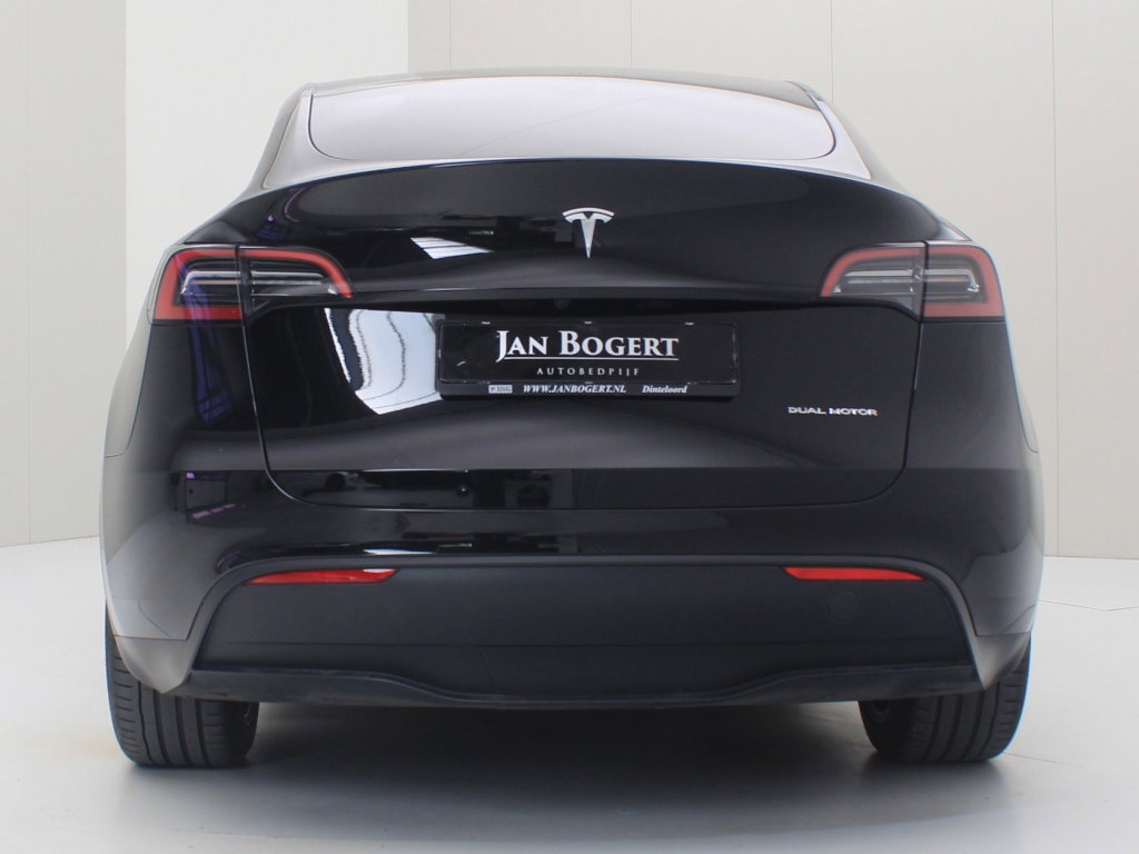 Tesla Model Y Long Range 345pk AWD 6