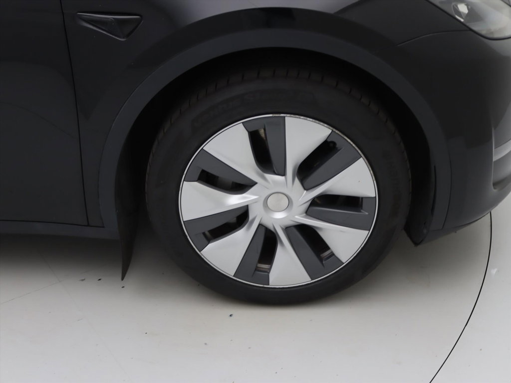 Tesla Model Y Long Range 345pk AWD 10