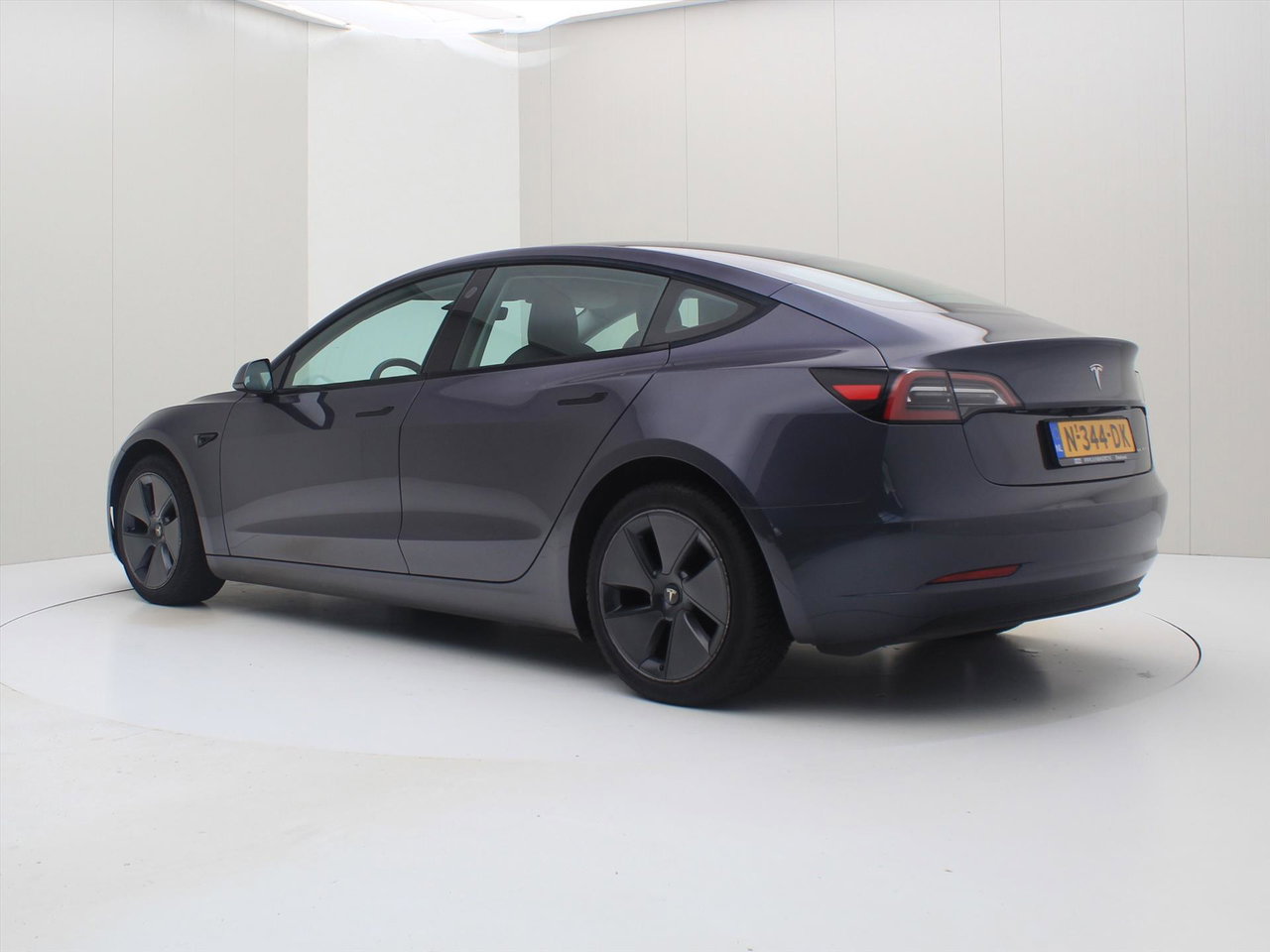 Tesla Model 3 Long-Range AWD 351pk 75 kWh 92,3% SoH FACELIFT [ WARMTEPOMP+FSD+620KM WLTP+PREMIUM AUDIO ] 3