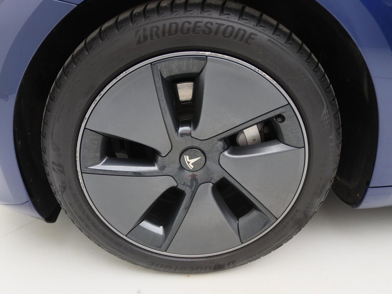 Tesla Model 3 Long-Range AWD 351pk 75 kWh FACELIFT 92,9% SoH [ WARMTEPOMP+FSD+620KM WLTP+PREMIUM AUDIO ] 12
