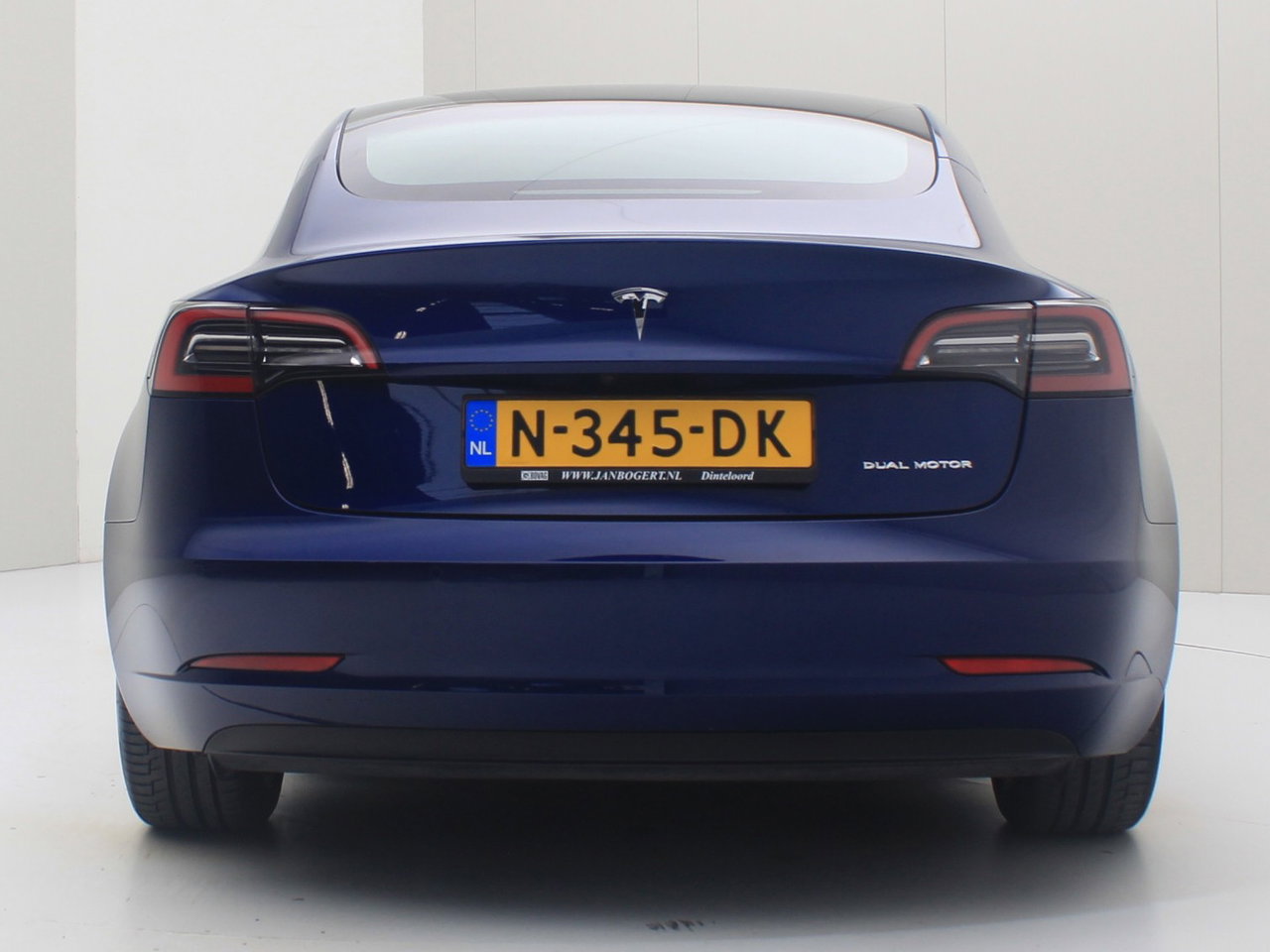 Tesla Model 3 Long-Range AWD 351pk 75 kWh FACELIFT 92,9% SoH [ WARMTEPOMP+FSD+620KM WLTP+PREMIUM AUDIO ] 7