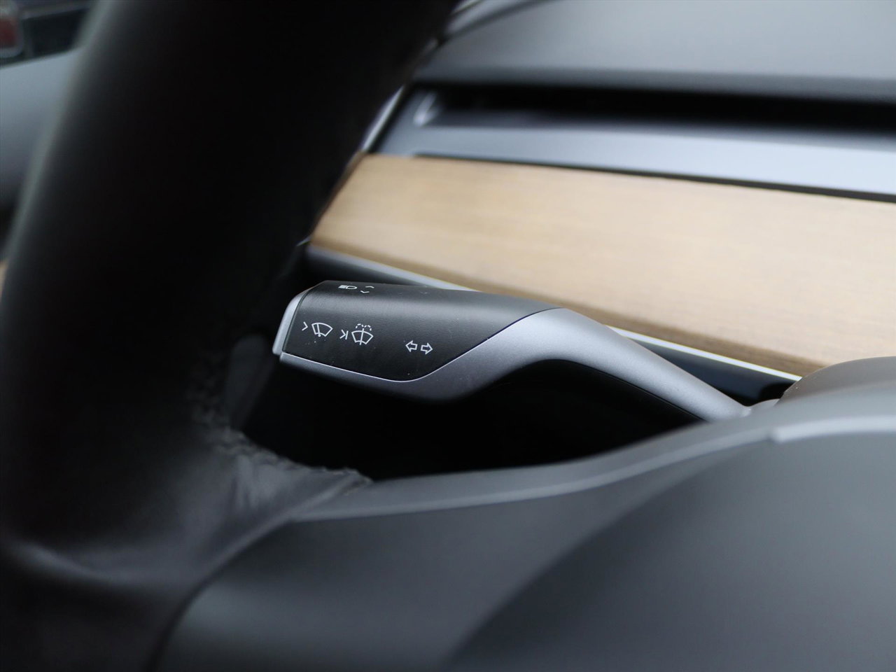 Tesla Model 3 Long-Range AWD 351pk 75 kWh FACELIFT 92,9% SoH [ WARMTEPOMP+FSD+620KM WLTP+PREMIUM AUDIO ] 22