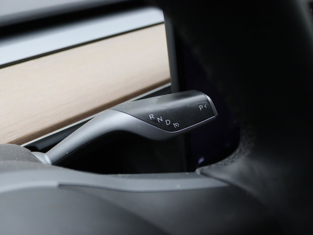 Tesla Model Y Standard RWD Plus [ TREKHAAK+AMD RYZEN+AUTOPILOT+20 INCH+PREMIUM AUDIO ] 23