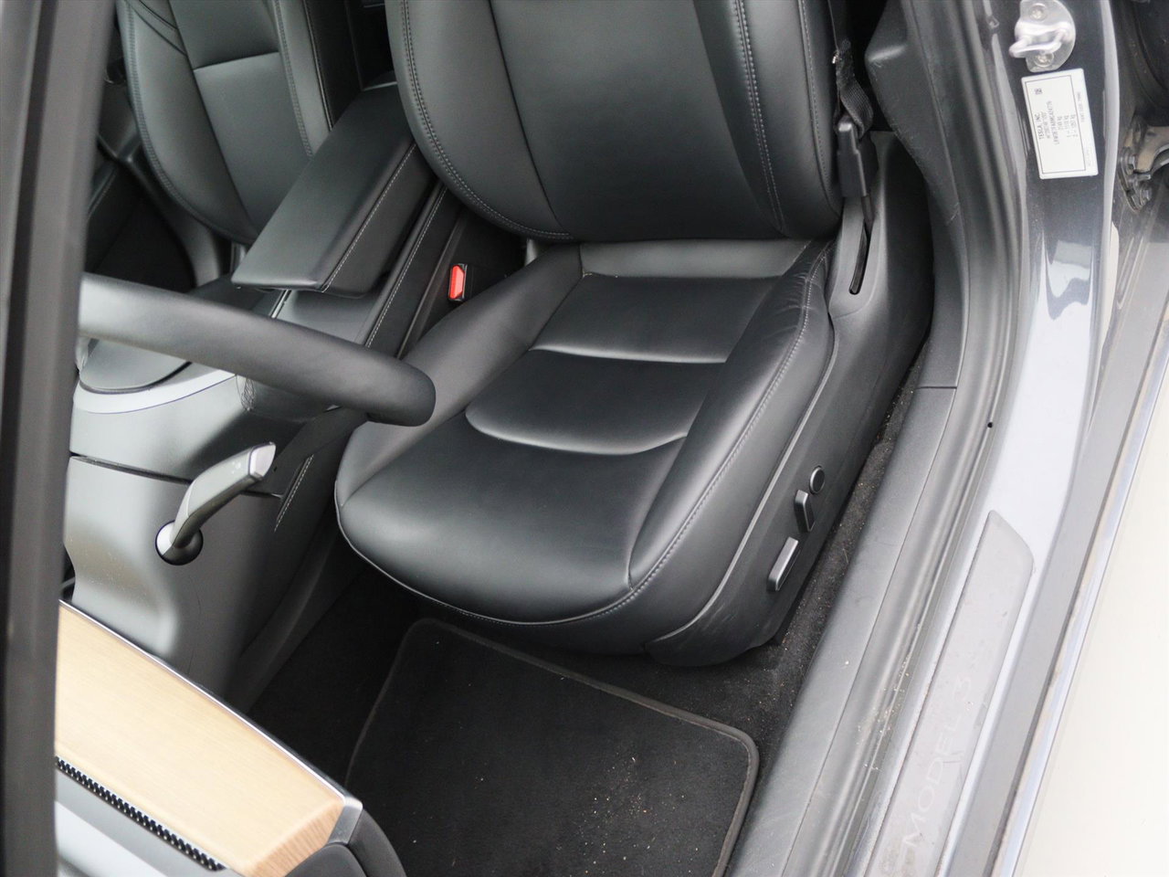 Tesla Model 3 Standard RWD Plus 94% SoH FACELIFT [ LFP-ACCU+WARMTEPOMP+AUTOPILOT+PREMIUM AUDIO ] 26