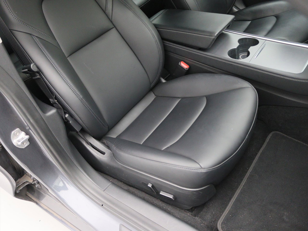 Tesla Model 3 Standard RWD Plus 94% SoH FACELIFT [ LFP-ACCU+WARMTEPOMP+AUTOPILOT+PREMIUM AUDIO ] 20
