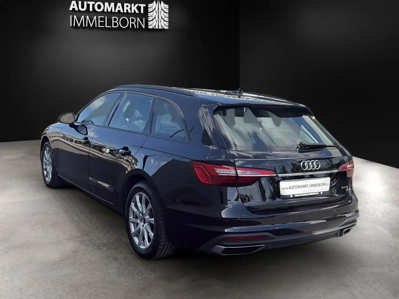 Audi A4 quattr LED*VollLeder*Panorama*NaviTouch*Sound 5