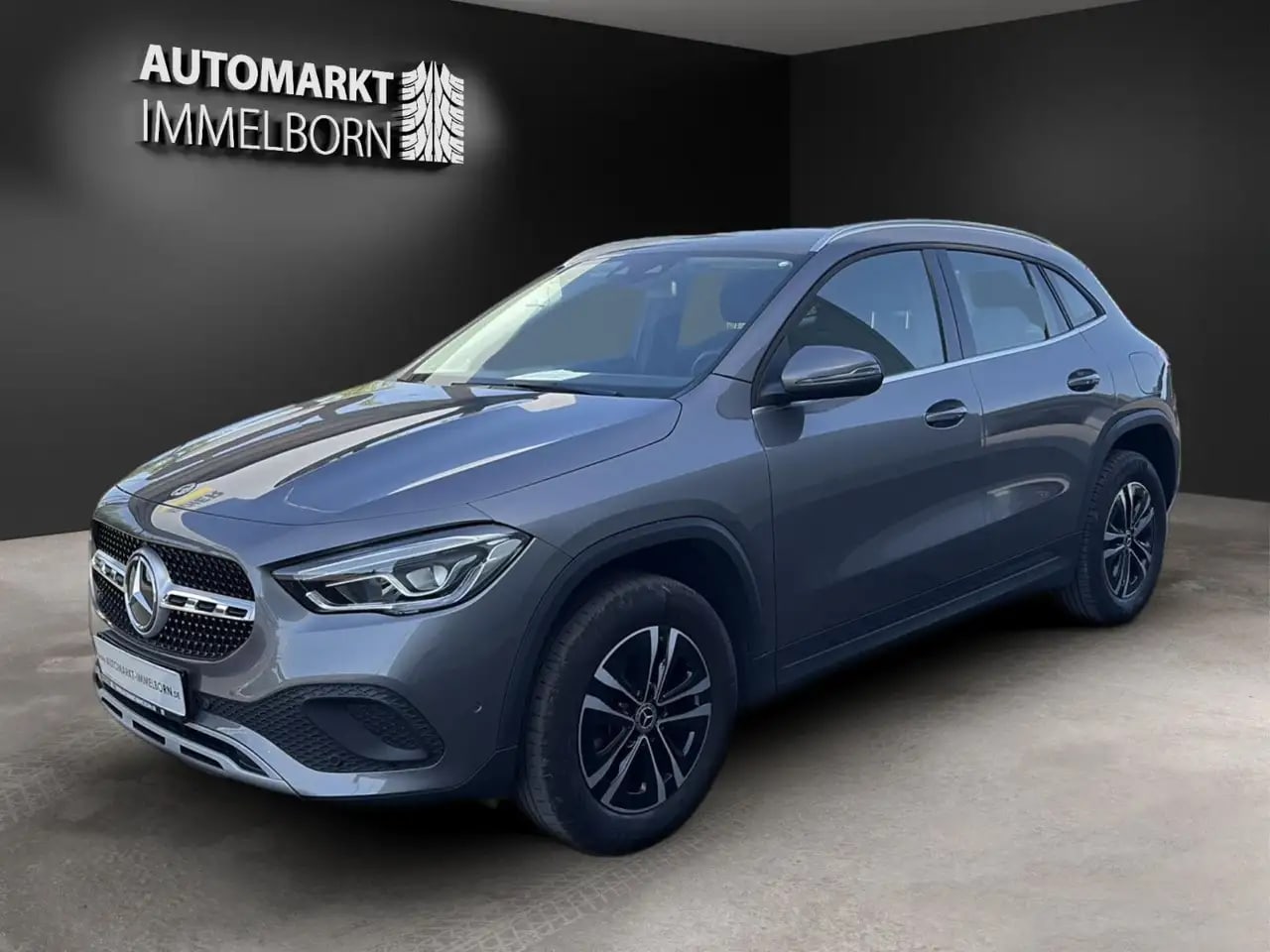 Mercedes-Benz GLA 180 d MBUX*Kamera*LED*Navi*17*DAB*1Hand 4
