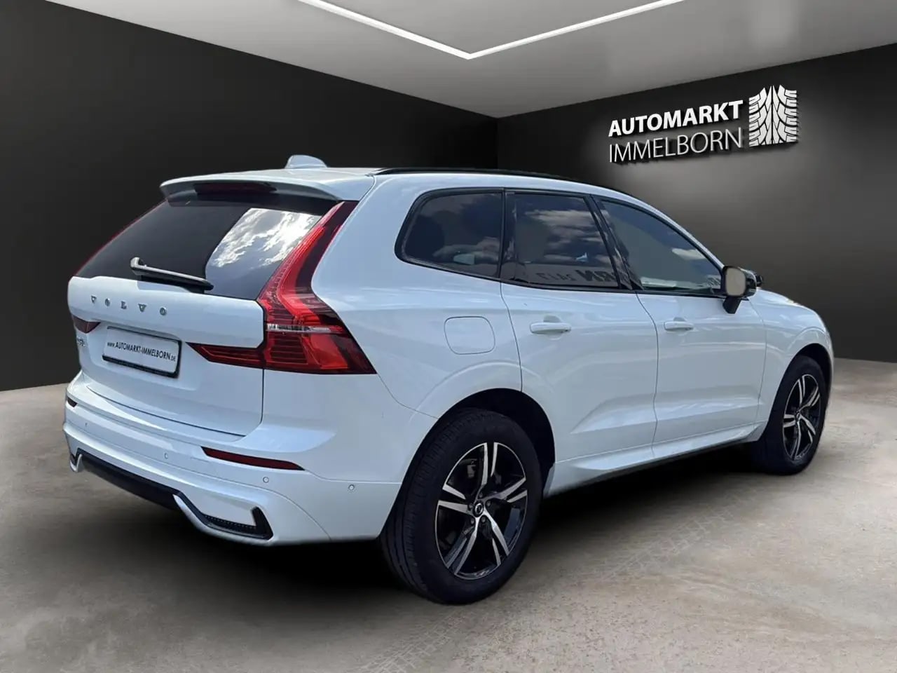 Volvo XC60 R Design AWD 360*AHK*H&K*LED*VollLeder*Pano 6