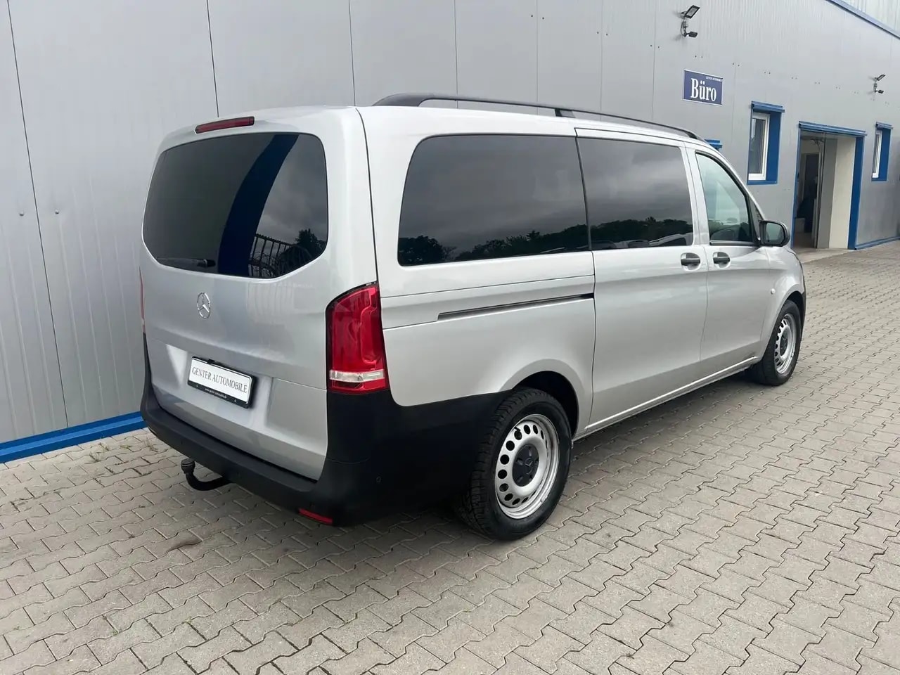 Mercedes-Benz Vito 119 d LANG 9G NAVI LED WEBASTO KAMERA AHK 8
