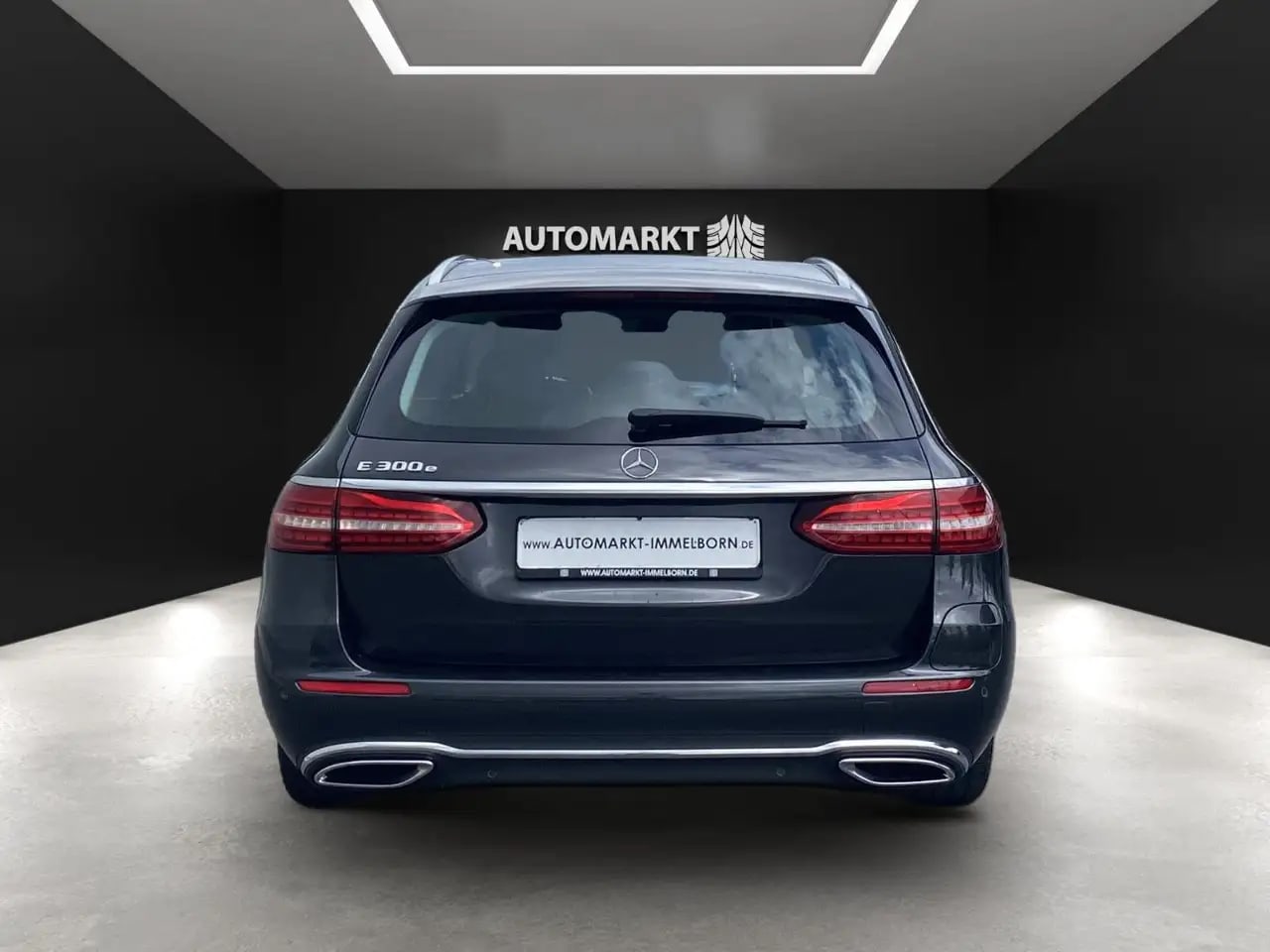 Mercedes-Benz E 300 e Pano*Kamera*AHK*LED*DAB*SOH 96%* 10