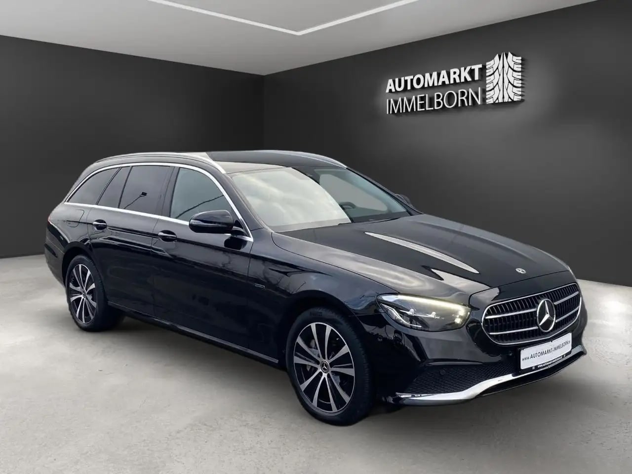 Mercedes-Benz E 300 de Allrad Facelift Wides*MBUX*LED*SOH 95%*