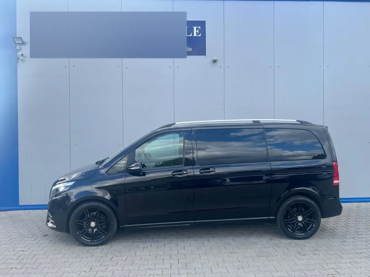 Mercedes-Benz V 220 d 9G KOMPAKT AMG-LINE NIGHPAKET LED AHK 5