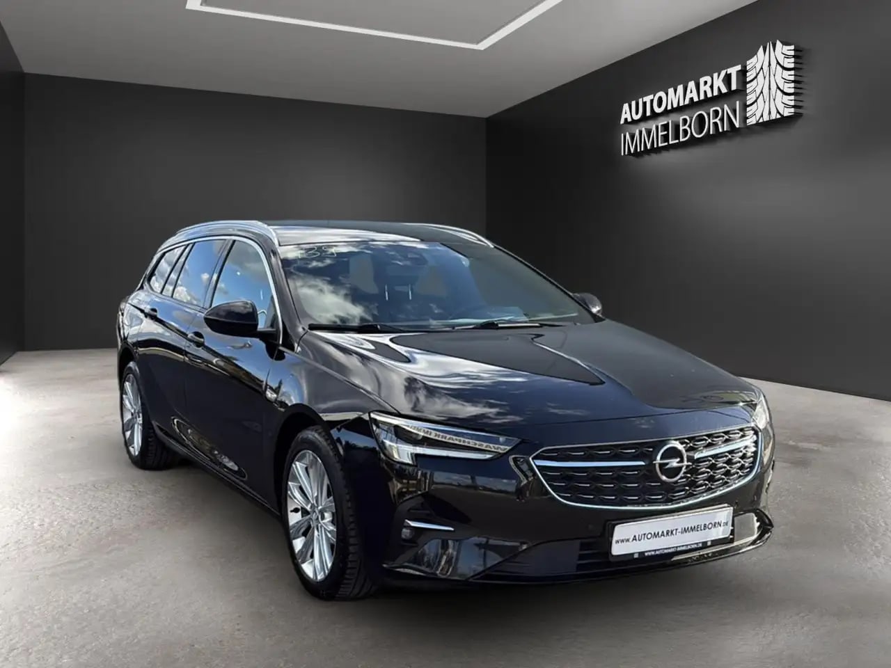 Opel Insignia B Business Elegance 4x4 LederKamera AHK 2