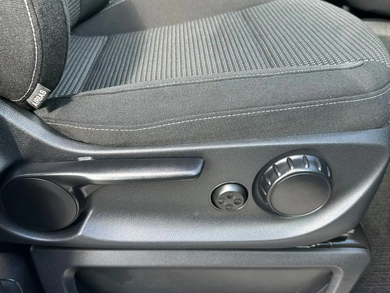 Mercedes-Benz V 220 LANG 9G-TR WEBASTO NAVI MBUX KAMERA 7-SITZ 19