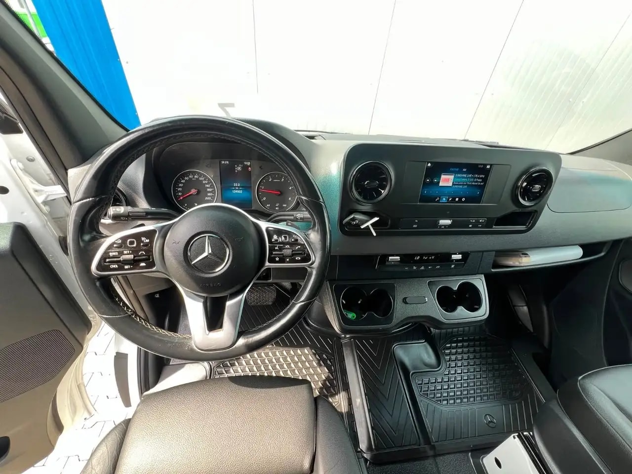 Mercedes-Benz Sprinter 316 DOKA LANG PRITSCHE PLANE 6-SITZ AHK 14
