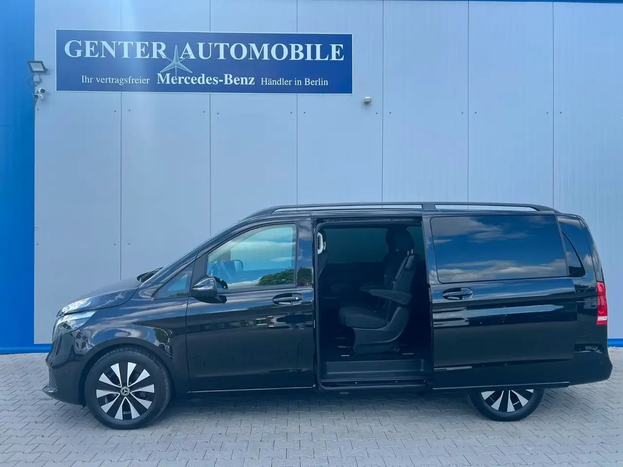 Mercedes-Benz V 220 LANG 9G-TR SPORTPAKET NAVI WEBASTO LED AHK 5