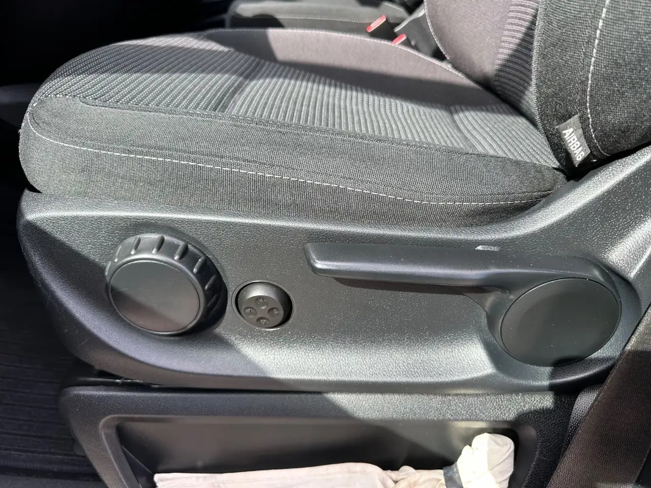 Mercedes-Benz V 250 LANG 4MATIC 9G NAVI WEBASTO LIEGEPAKET AHK 15