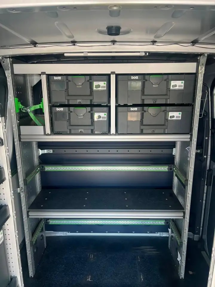 Mercedes-Benz Sprinter 314 AUTOMATIK NAVI TOTWINKEL KAMERA LED 13