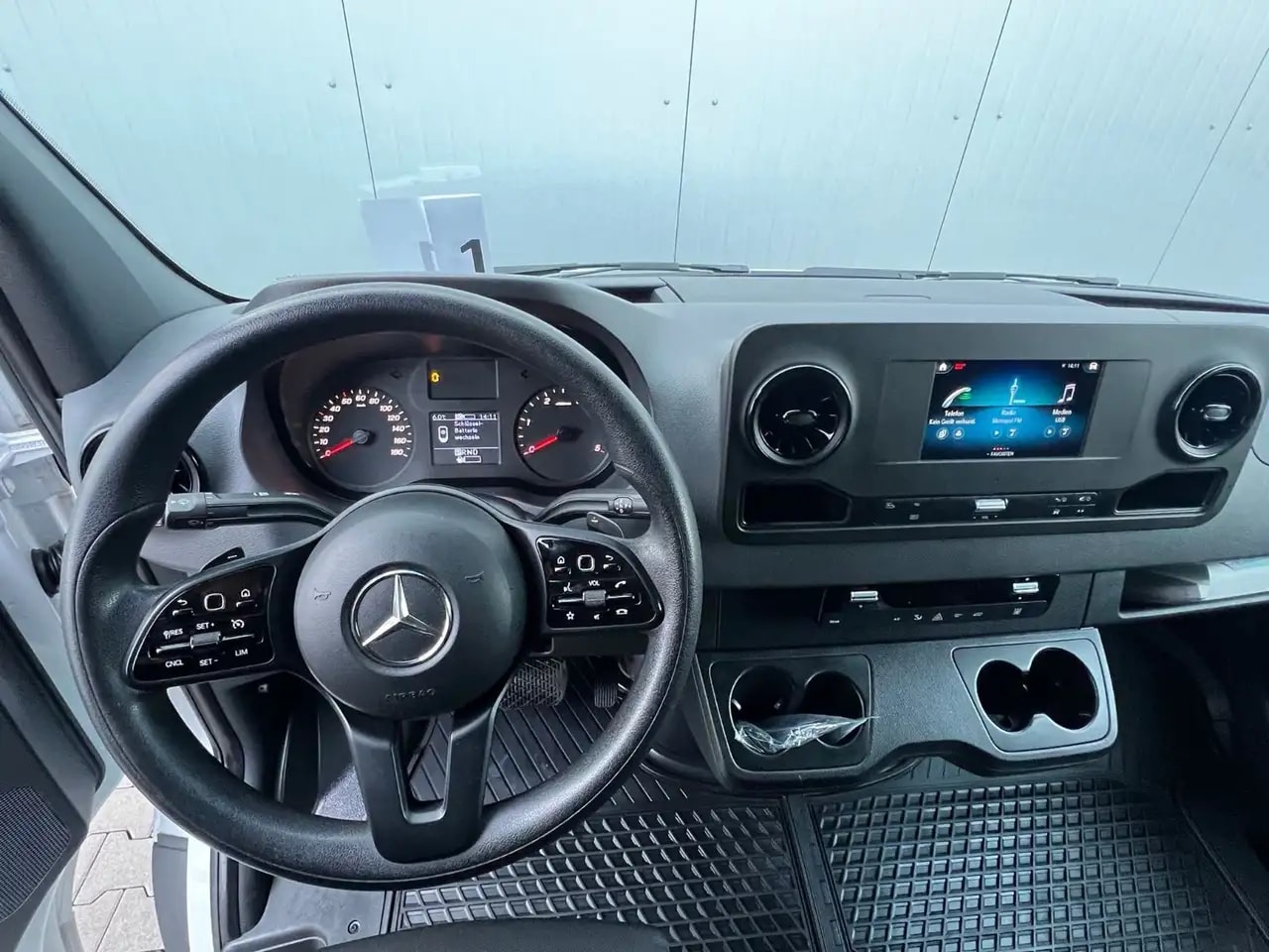 Mercedes-Benz Sprinter SPRINTER 314 9G KLIMA NAVI TOTWINKEL KAMERA LED 15