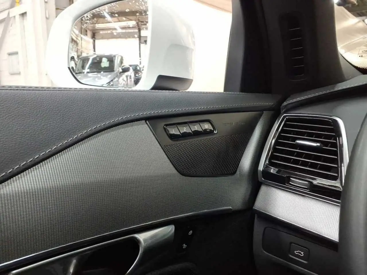 Volvo XC90 Plus Bright AWD 7 Sitz*360*ACC*21"*Leder*Me 12