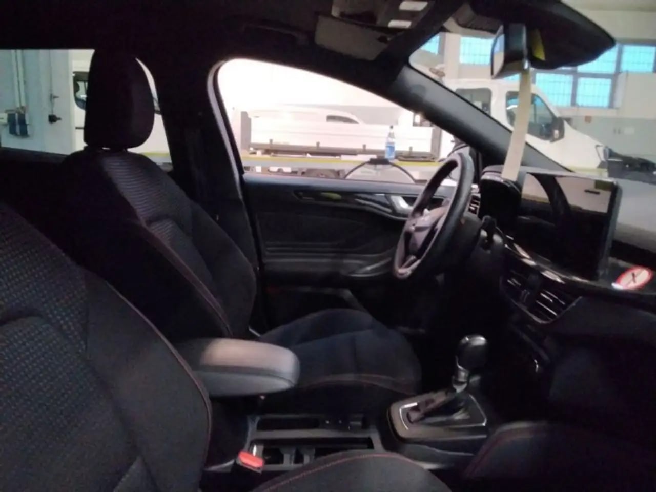 Ford Focus ST-Line X Kamera*Matrix*NaviGroß*ACC*TW*SP 6