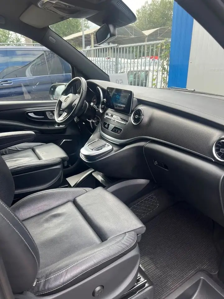 Mercedes-Benz V 300 LANG AMG WEBASTO LED AIRMATIC 3x EL. TÜREN 15