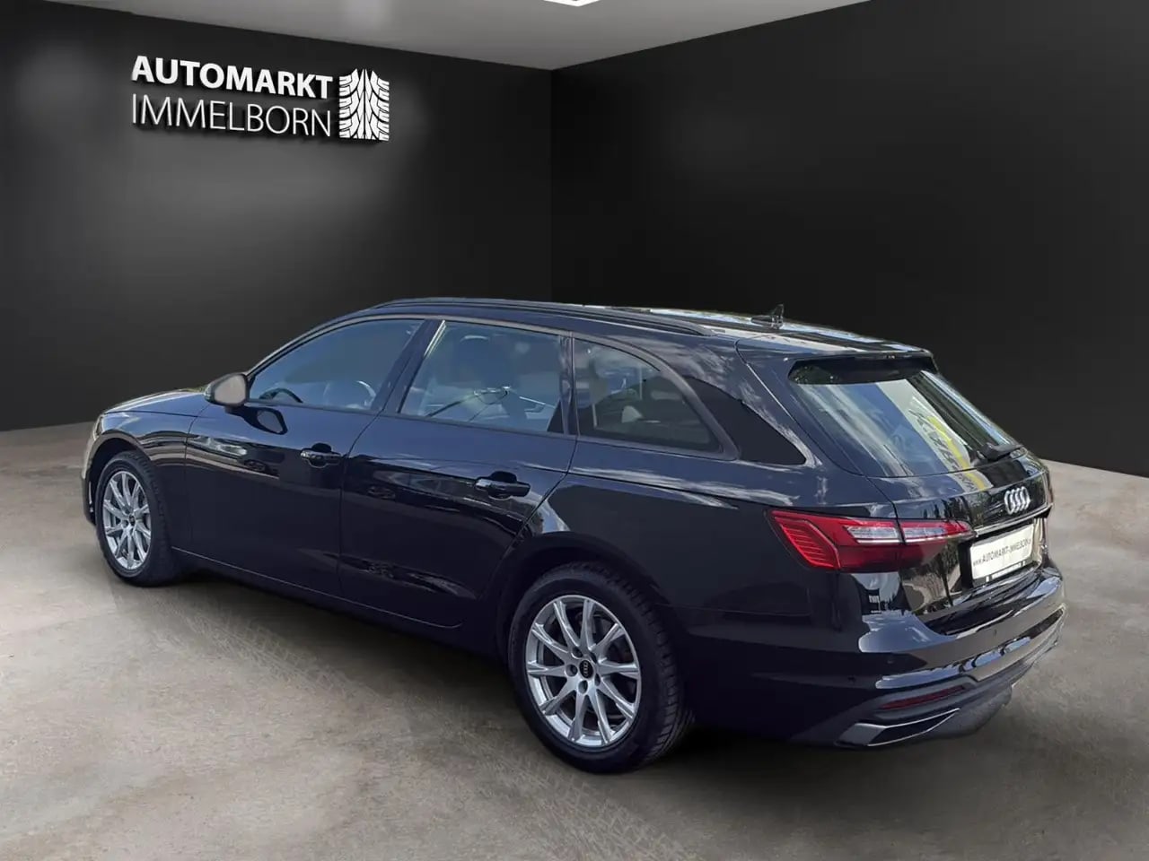 Audi A4 quattr LED*VollLeder*Panorama*NaviTouch*Sound 6