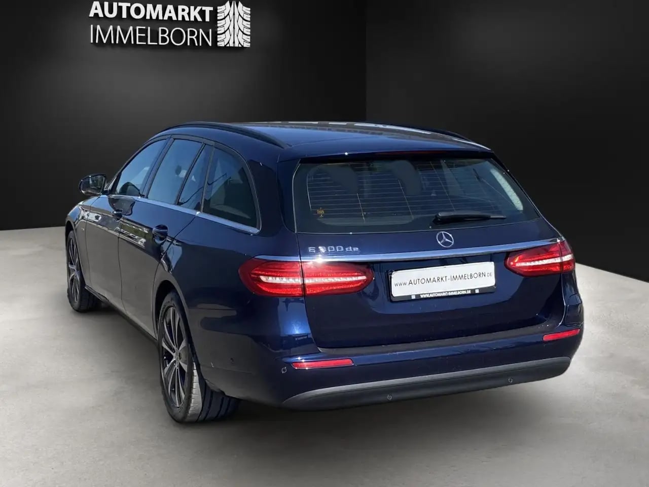Mercedes-Benz E 300 de Kamera*Comand*Mulbeam*SOH100% 6