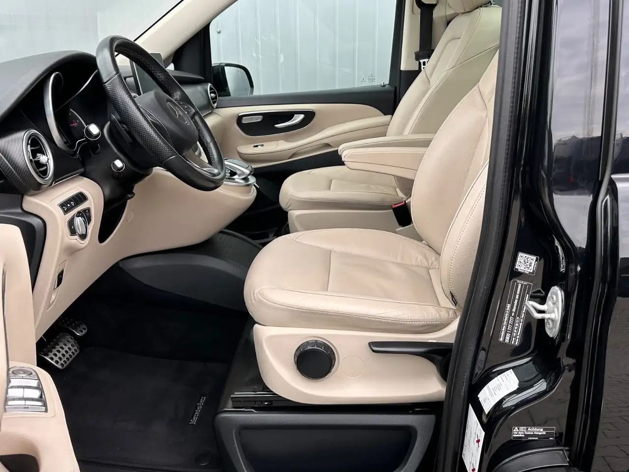 Mercedes-Benz V 250 V250 4M LANG AMG-LINE WEBASTO LEDER AHK EL.TÜREN 12