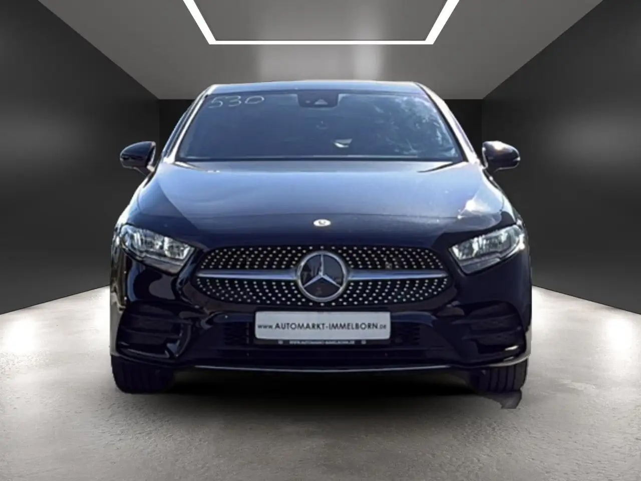 Mercedes-Benz A 250 e AMG Burmest*AHK*Alcantara*18*VZ*Spur 9