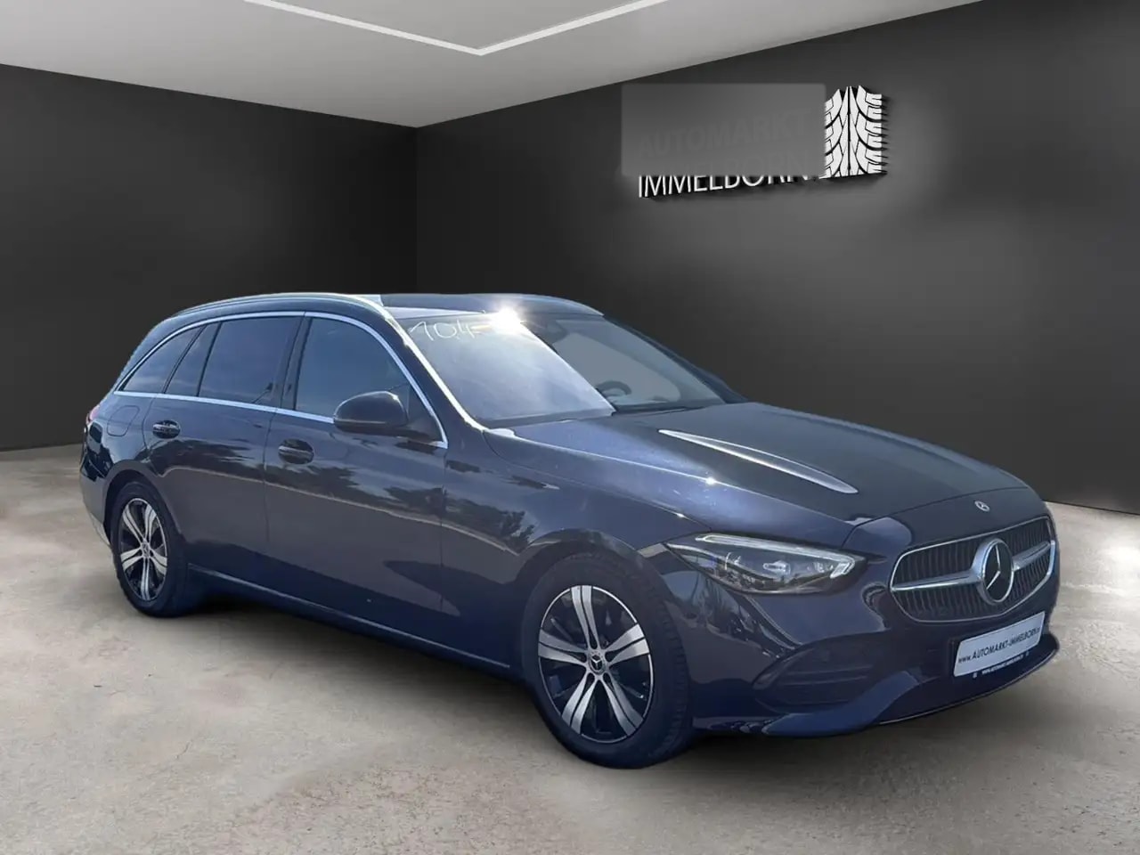 Mercedes-Benz C 300 d Distro*AHK*Mubeam*Sound*Kamera*Teilllede