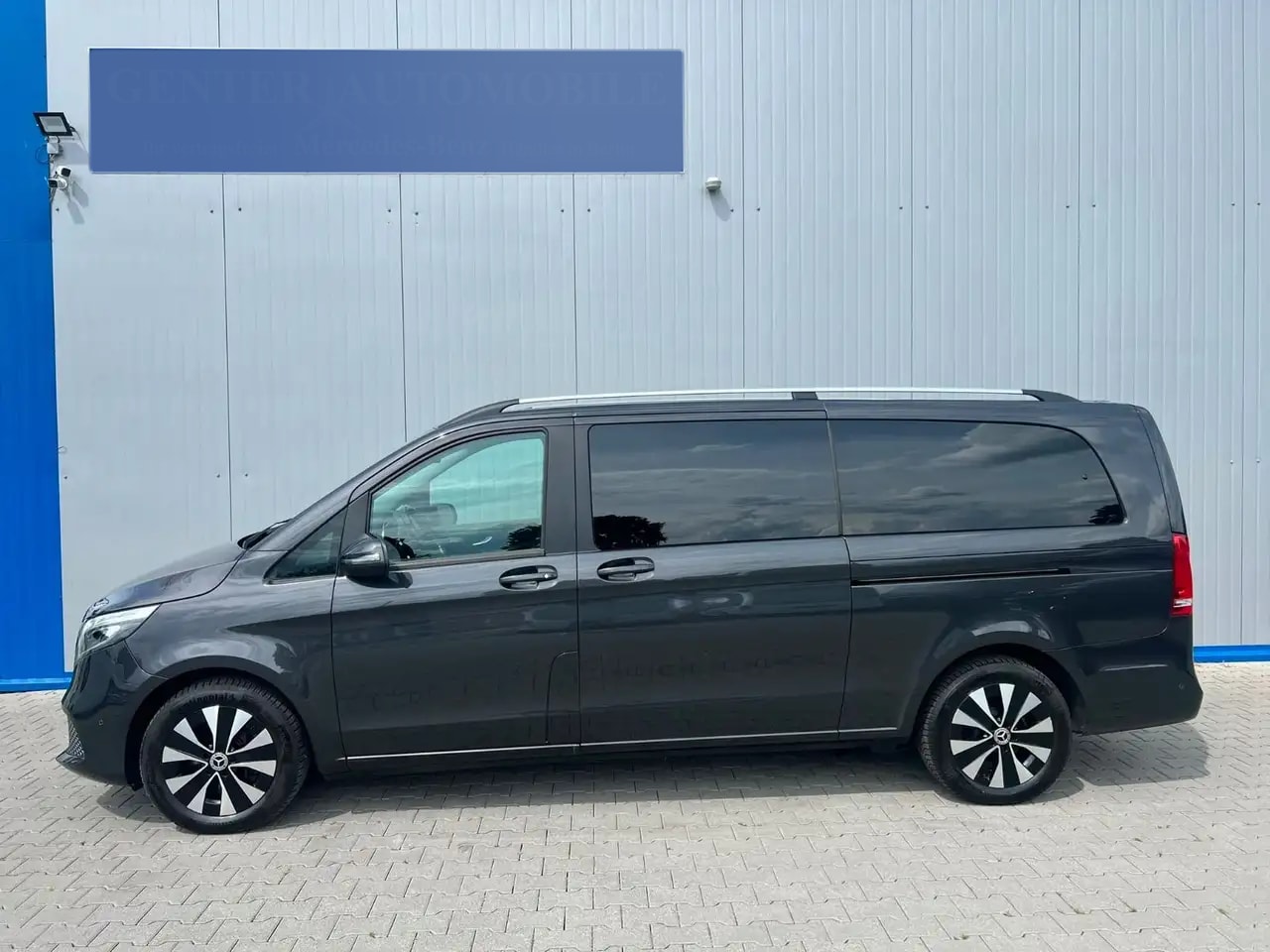Mercedes-Benz V 250 EXTRALANG 9G EL. TÜR AHK LED 7-SITZ KAMERA 6