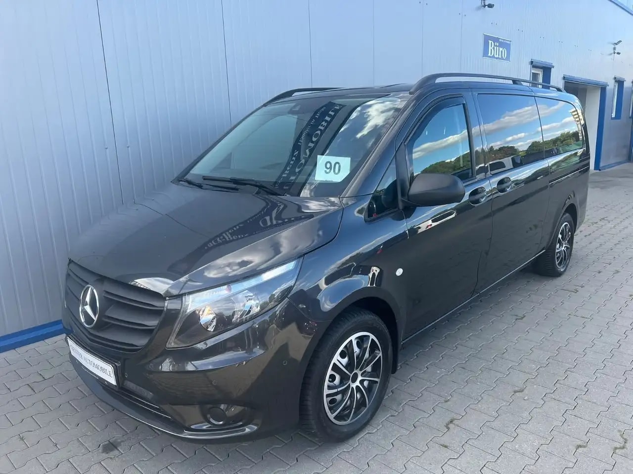 Mercedes-Benz Vito 124 TOURER EXTRALANG 4x4 NAVI KAMERA 8-SITZ