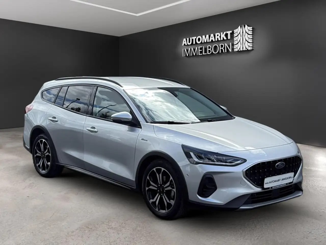 Ford Focus Active Vignale LEDER*Kamera*AHK*LED*18*DAB