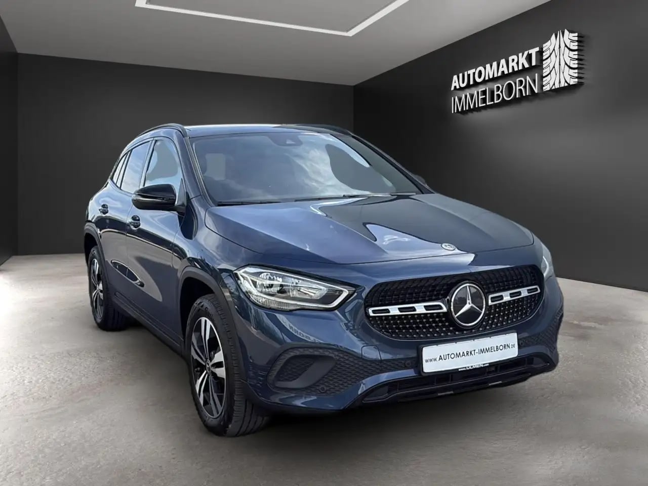Mercedes-Benz GLA 180 d Night*18*MBUX*Navi*Panoramadach 2