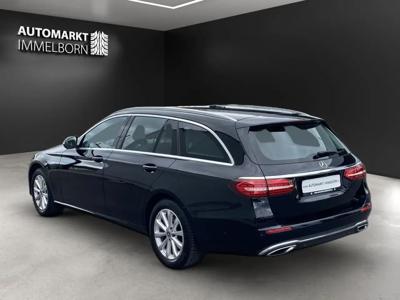 Mercedes-Benz E 300 Avantgarde Vollleder*LED*Kamera*Wides*DAB* 4