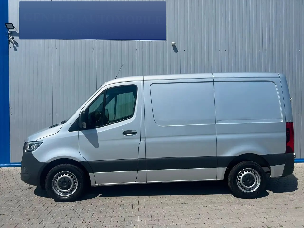 Mercedes-Benz Sprinter 314 AUTOMATIK NAVI TOTWINKEL KAMERA LED 4