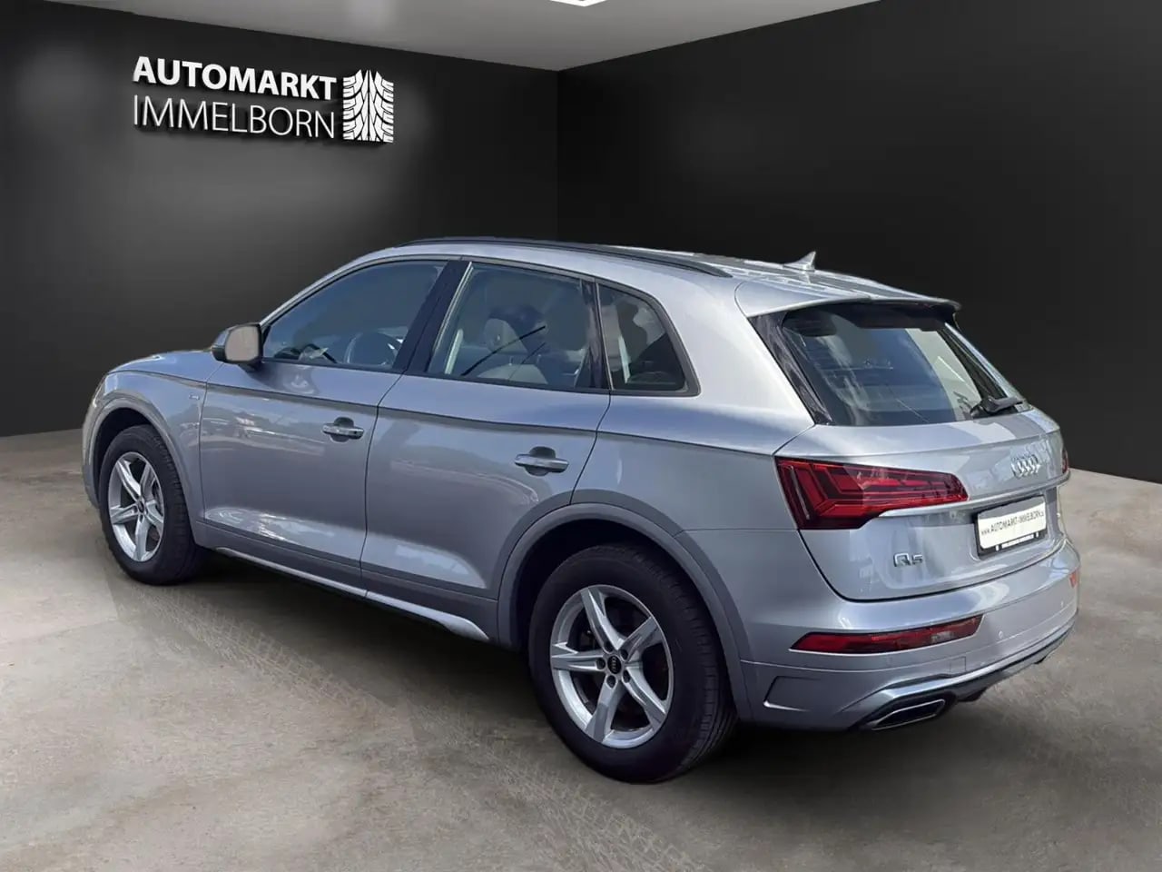 Audi Q5 S line NaviTouch*LED*AHK*Virtual*18 6