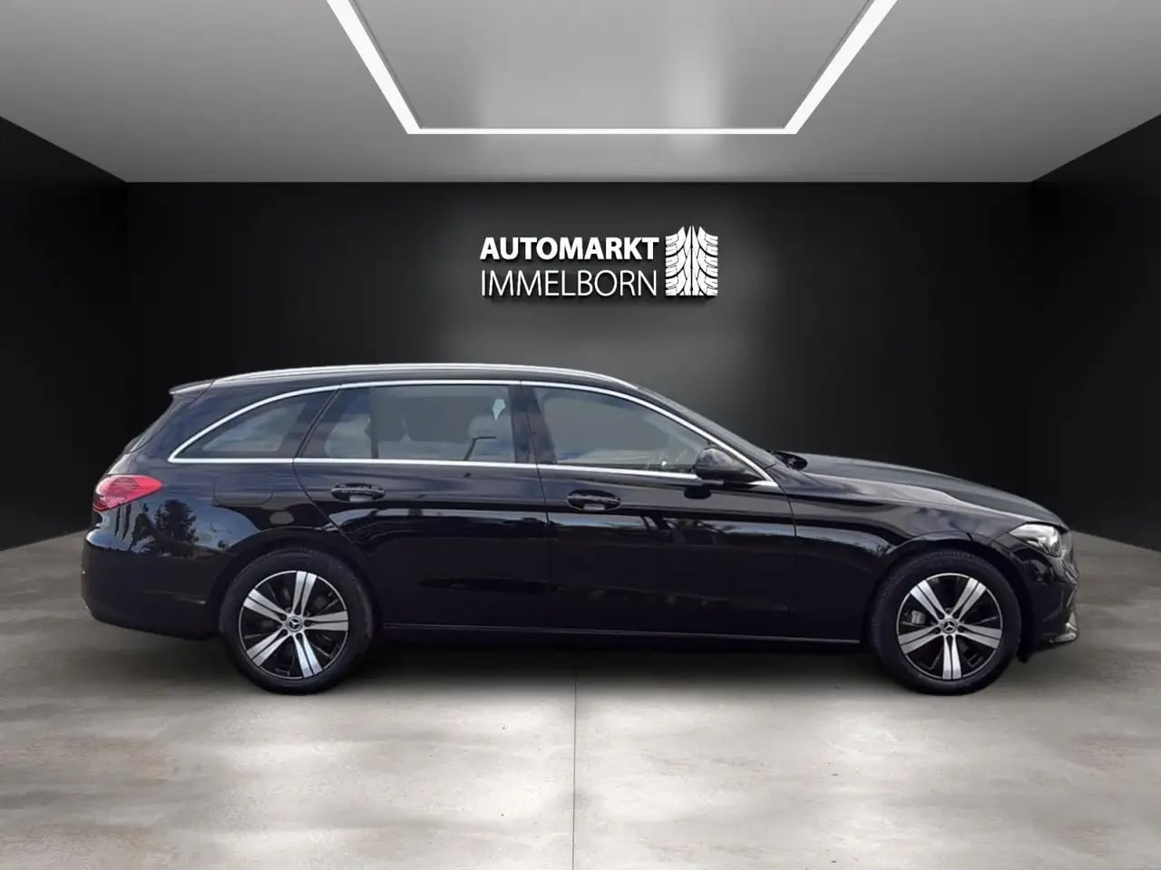 Mercedes-Benz C 300 e AHK*Kamera*Distro*LED*Leder*NaviTouch*DA 11