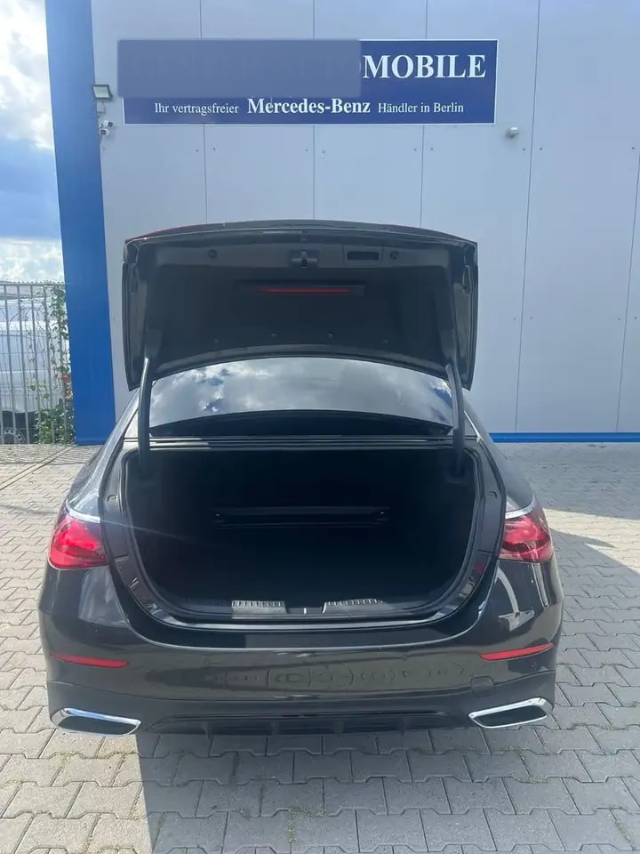 Mercedes-Benz E 200 AMG-LINE NIGHT-PAK 9G-TR KAMERA KEYLESS-GO 9