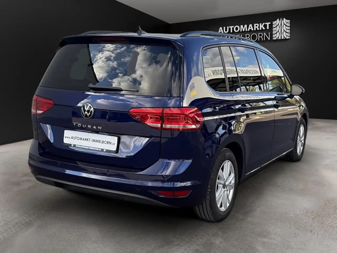 Volkswagen Touran Comfortline 7Sitz*AHK*Sthzg*Kamera*3zonen 8