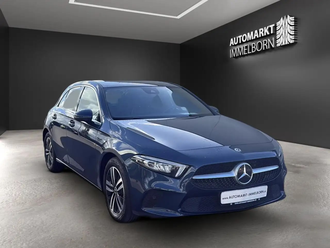 Mercedes-Benz A 220 d 4Matic Distro*Kamera*Pano*LED*Leder* 2